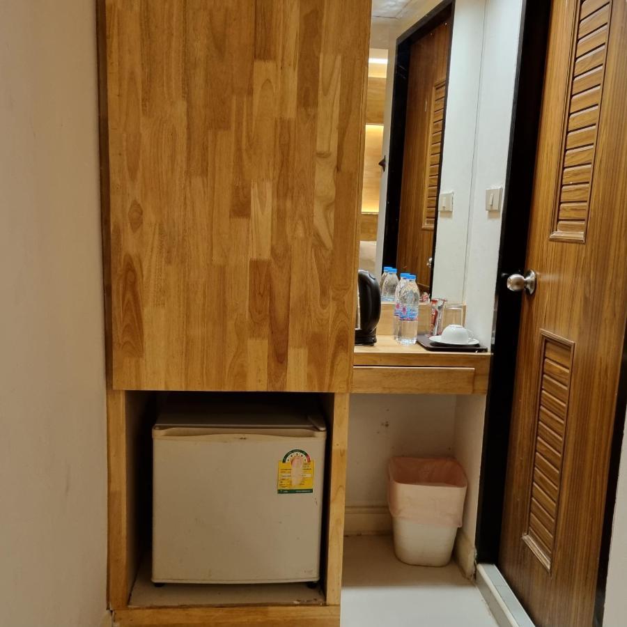 Cozi Hotel, होटल 3*