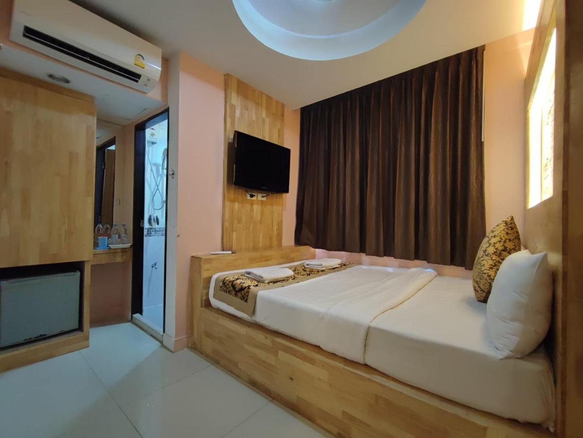 होटल Cozi Hotel, 3*