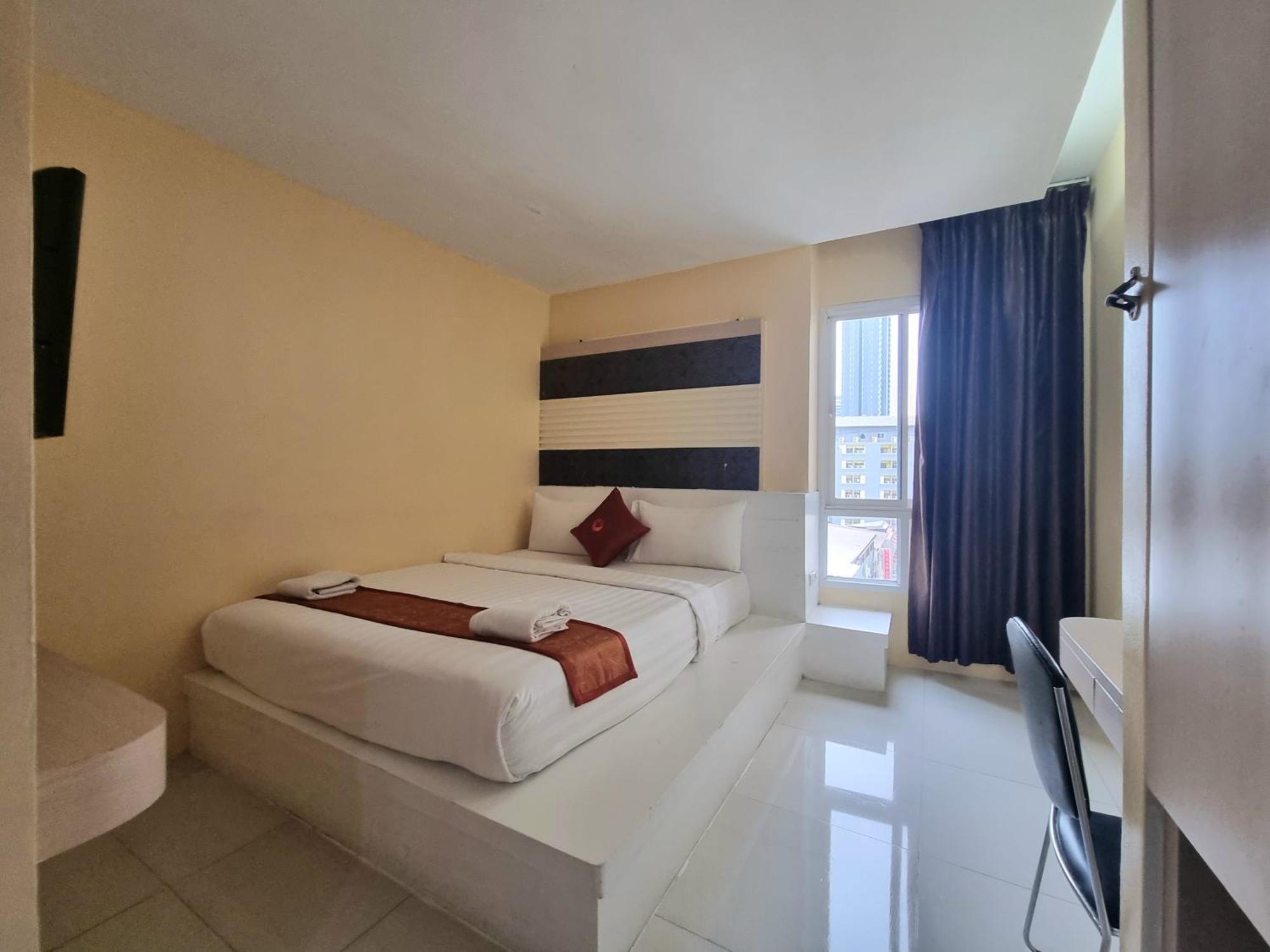 Cozi Hotel, होटल 3*